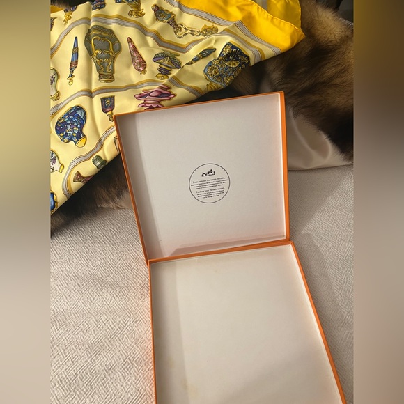 Hermes Qu Importe Le Flacon Yellow Silk Scarf with Box - Picture 9 of 13